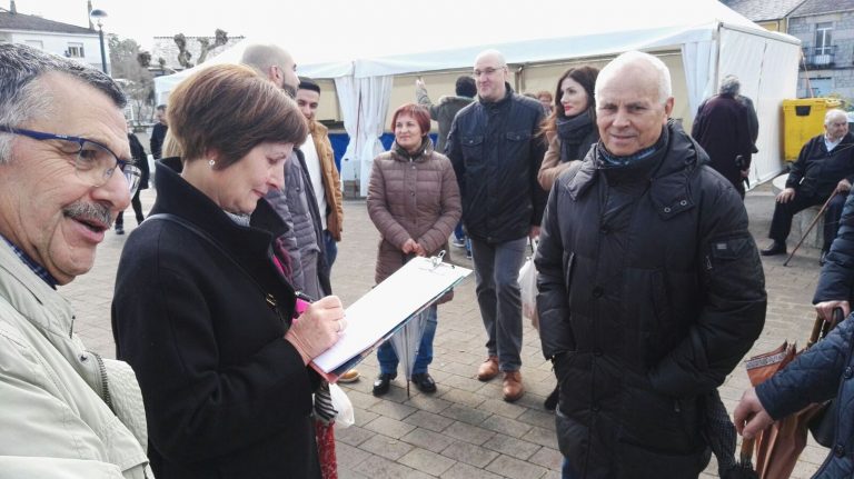 Recollen sinaturas para que Avelino Díaz, poeta criado en Meira, sexa candidato ás Letras Galegas
