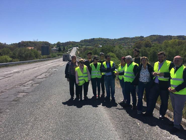 A N-540, “a estrada das fochancas do PP” entre Lugo e Ourense