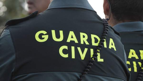 Detidos en Rábade tras roubar 40.000 euros en material dunha nave