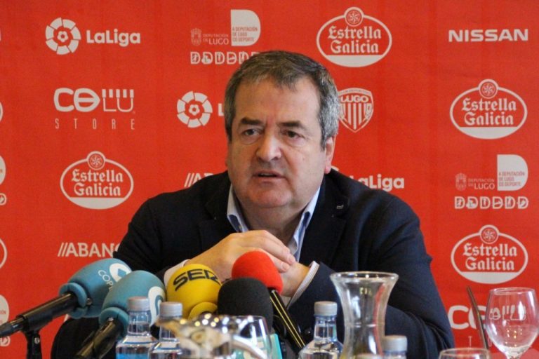 Tino Saqués afirma que 9 xogadores do Club Deportivo Lugo baixaron o seu salario para cumprir co límite salarial