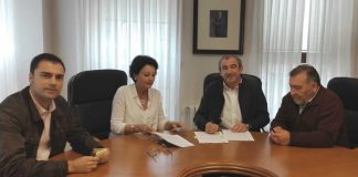 Concello e Deputación asinan o convenio económico que permitirá a apertura definitiva da piscina da Pastoriza | Deputación de Lugo