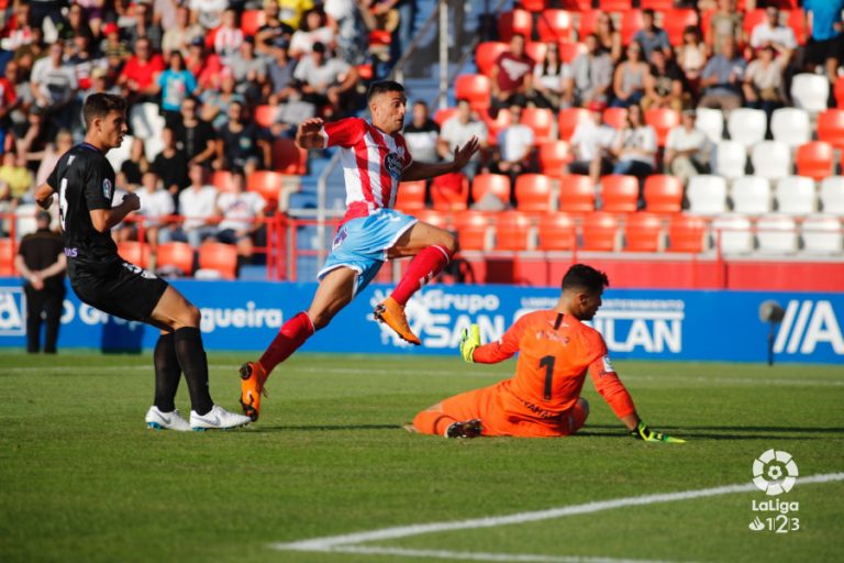 O Málaga C.F. remontou no epílogo a un Club Deportivo Lugo (1-2) moi dominador no primeiro tercio