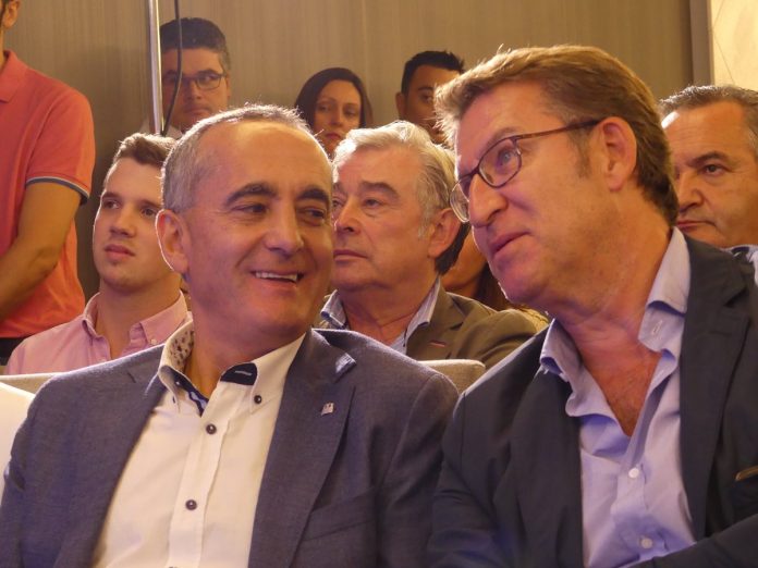 O candidato do Partido Popular en Lugo, Carballo, e o presidente da formación en Galicia, Feijóo | PP
