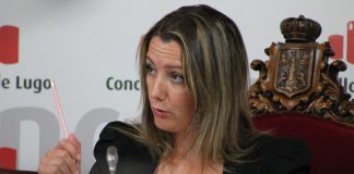 A alcaldesa Lara Méndez durante a rolda de prensa sobre a decisión da Xunta de paralizar o proxecto da Residencia | Óscar Bernárdez
