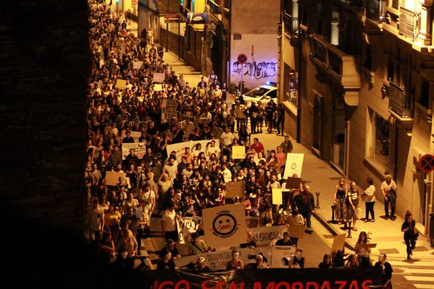 Manifestación convocada pola plataforma Lugo Sen Mordazas contra o proxecto de ordenanza cívica | Óscar Bernárdez