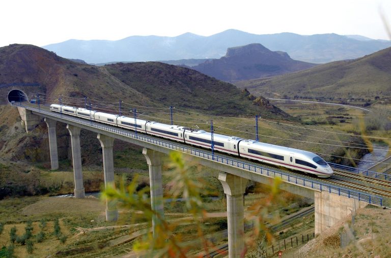 O Eixo Atlántico traslada a Fomento as necesidades de conexión ferroviaria de Lugo | Ingenor