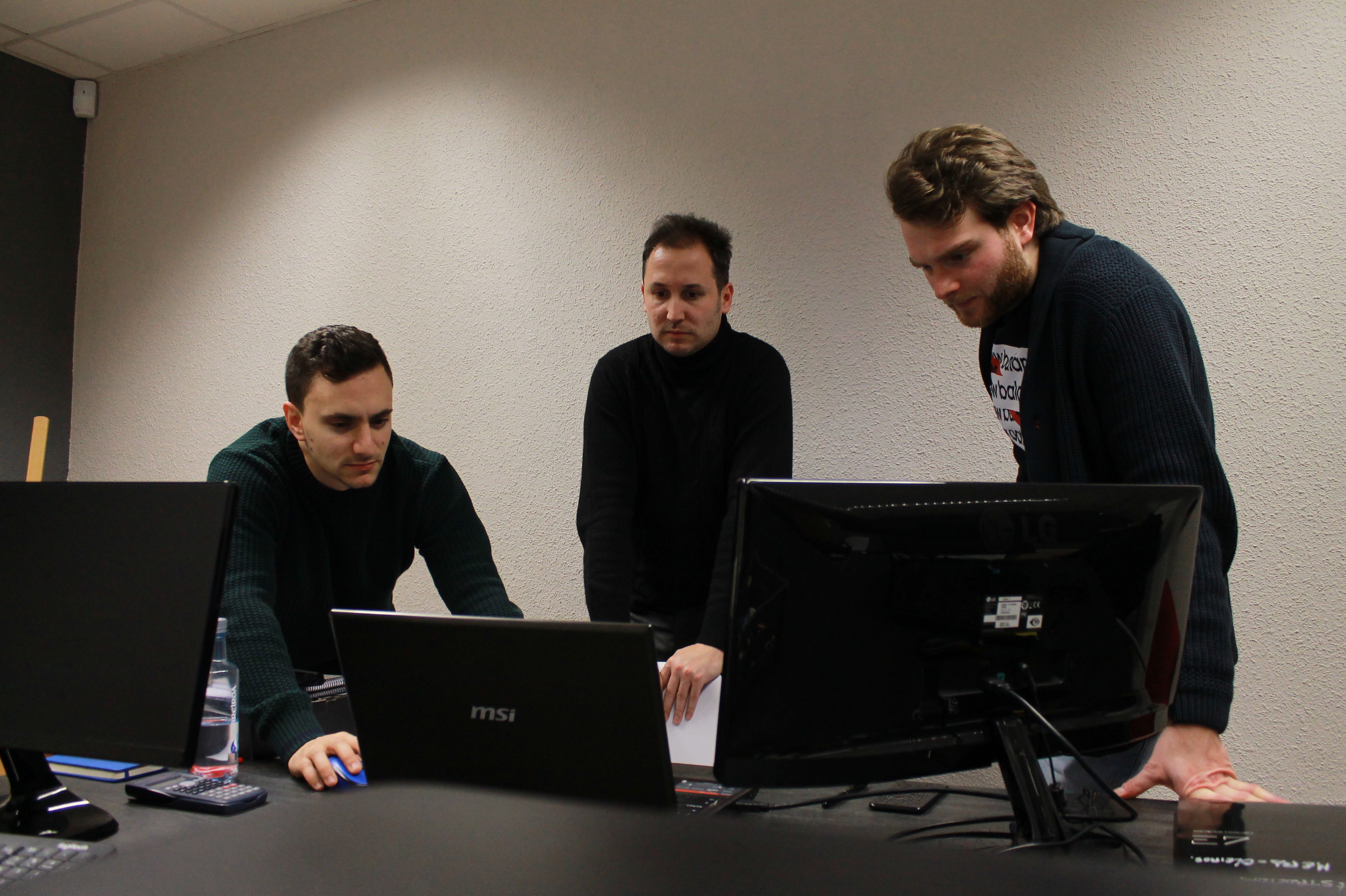 Noé, Juan e Jorge no despacho de A3 Proyectos no CEI Nodus | Óscar Bernárdez