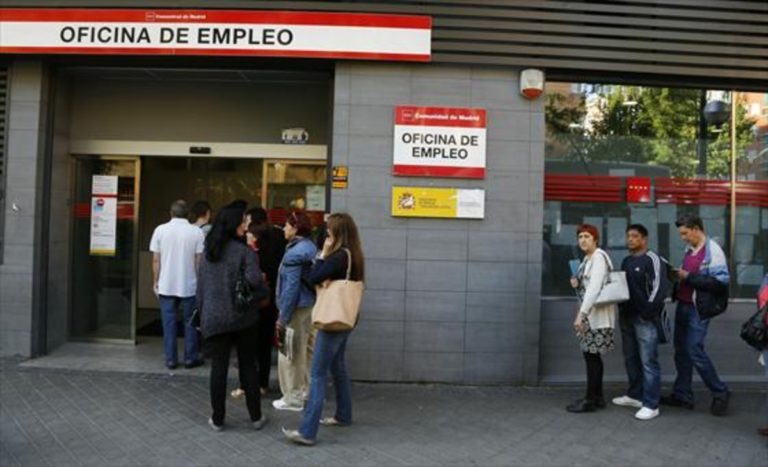 O paro descendeu o 1,36 % en Lugo no mes de decembro