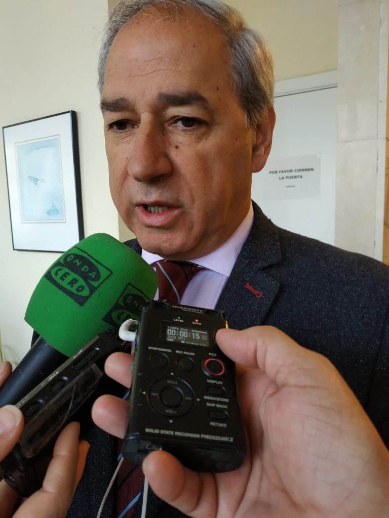 O presidente da Deputación de Lugo: “Eu non vin que na Coruña se lle puxese o dedo no ollo a ningún barrio”