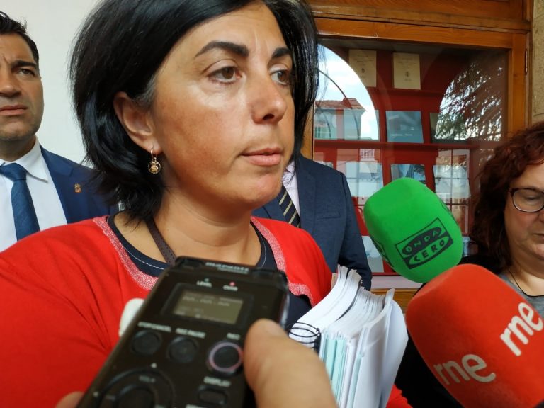 Elena Candia avoga por “sumar” na provincia de Lugo e di que a súa responsabilidade é coa provincia