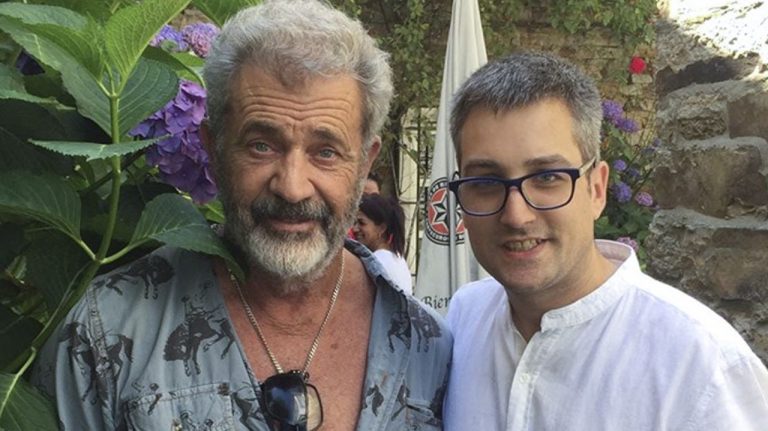 Mel Gibson réndese á gastronomía da Fonsagrada