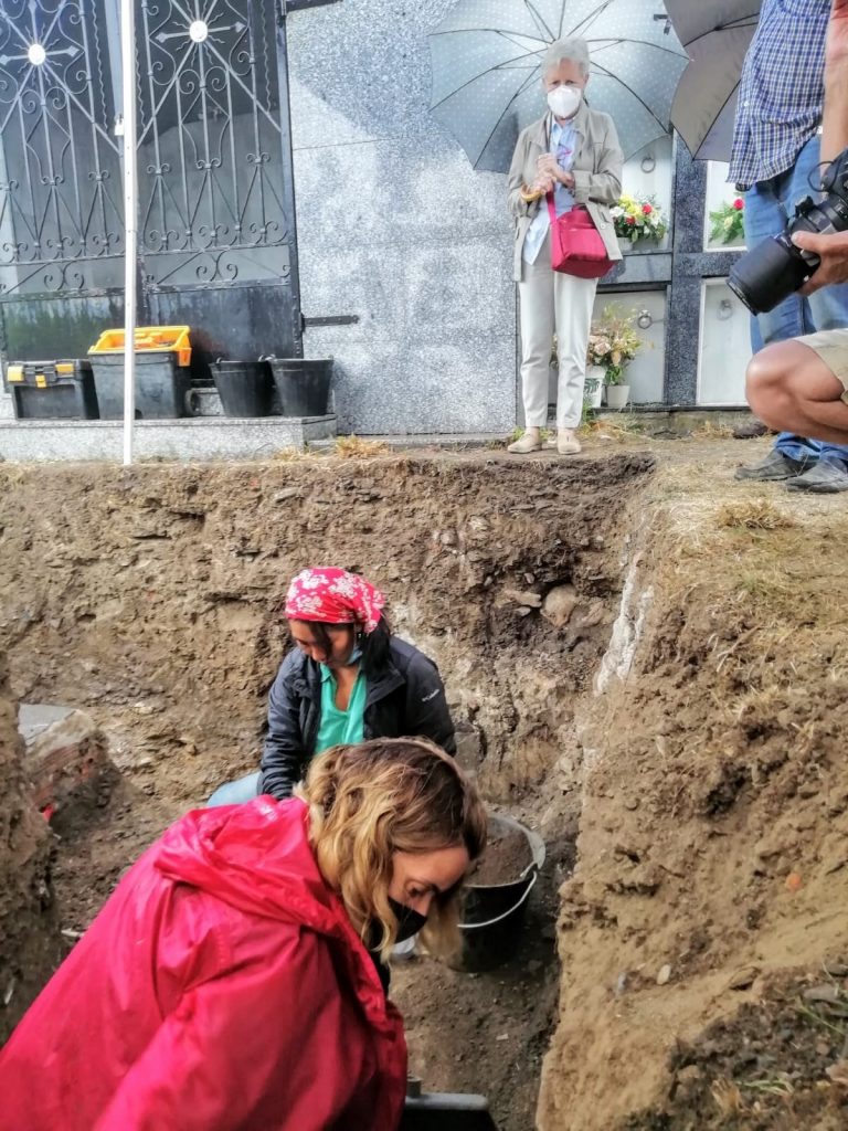 Buscan os restos dun sindicalista asasinado por falanxistas en 1936 na Pobra do Brollón