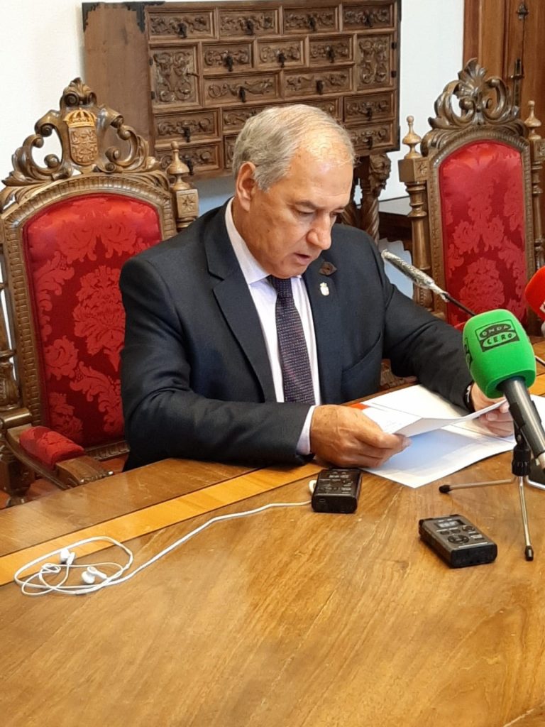 O presidente da Deputación de Lugo tacha de “intolerable” a actitude de Alcoa: “O tempo de xogar terminou”