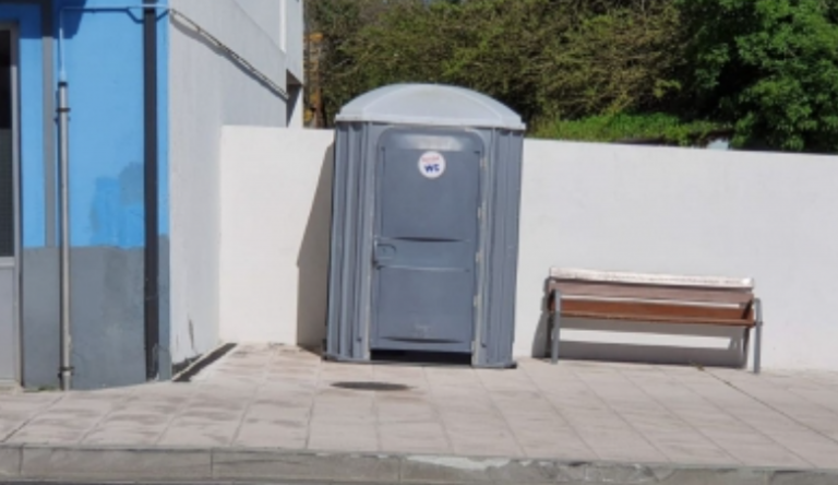 Volven os aseos portátiles ás rúas de Lugo ante o peche prolongado da hostalaría