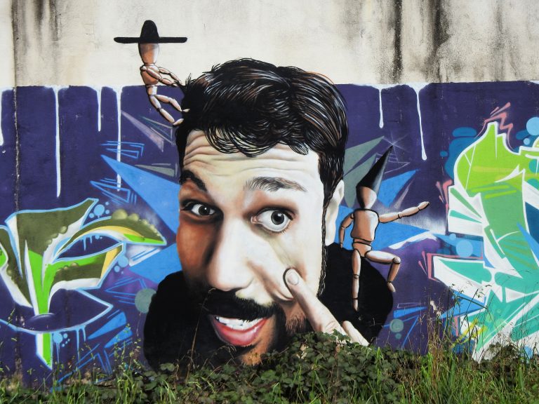 Graffiti de Nesui adicado a Diego AS no barrio da Piringalla (Foto: Guido Álvarez Parga)
