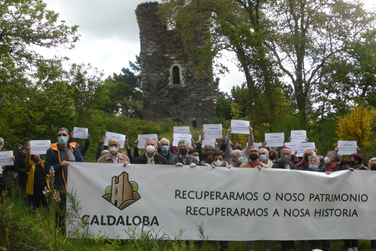 SOS para recuperar Caldaloba, unha das grandes torres do medievo galego