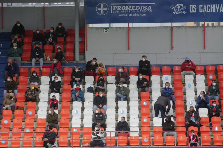 O Club Deportivo Lugo rexistra un brote con polo menos 22 positivos, 14 deles xogadores