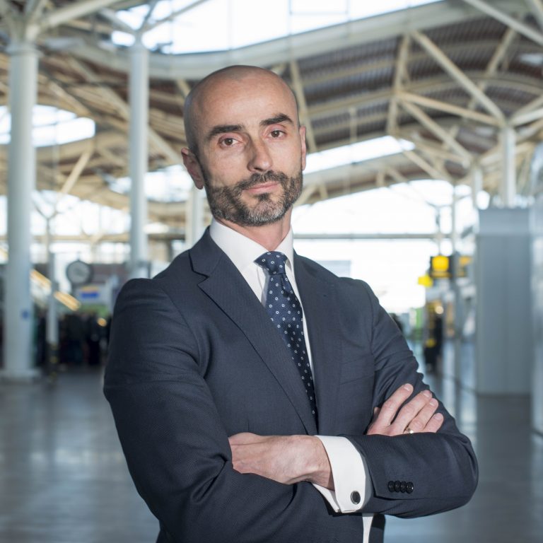 O lucense Marcos Díaz González, novo director do Aeroporto de Santiago-Rosalía de Castro
