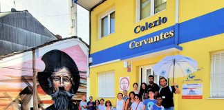 Obra de Rubén Paz no colexio Cervantes de Lugo (Foto: Lugo Xornal)