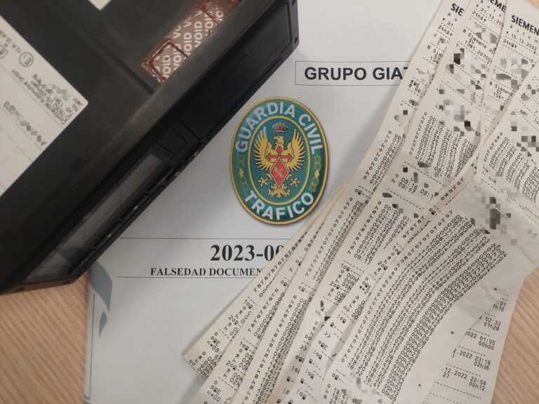 Investigan un transportista en Lugo por falsificar documentos dun tacógrafo
