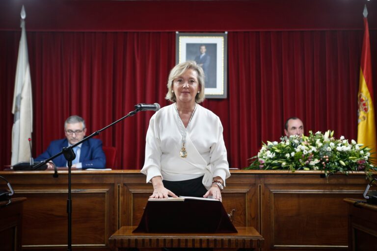 Toma de posesión de Paula Alvarellos como nova alcaldesa de Lugo