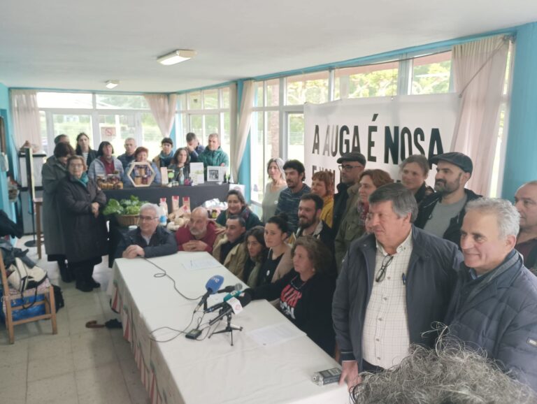 Medio centenar de produtores da Ulloa súmanse a un manifesto contra a instalación de Altri