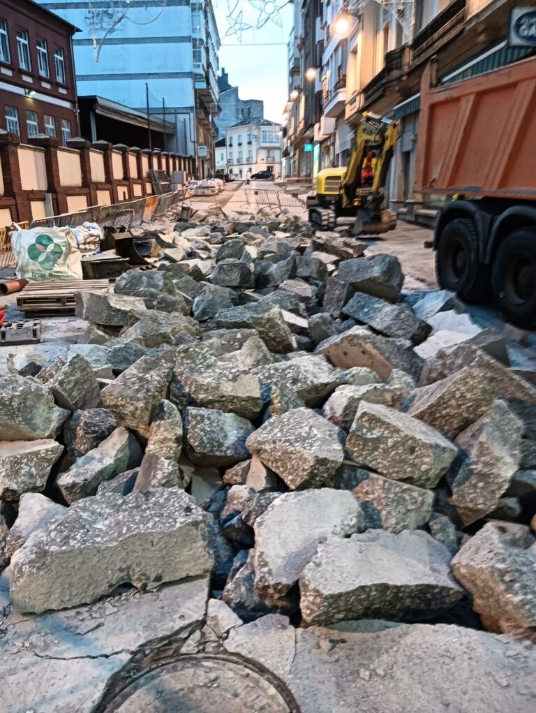 O PP de Lugo di que as obras no centro histórico “dificultarán o acceso de vehículos”