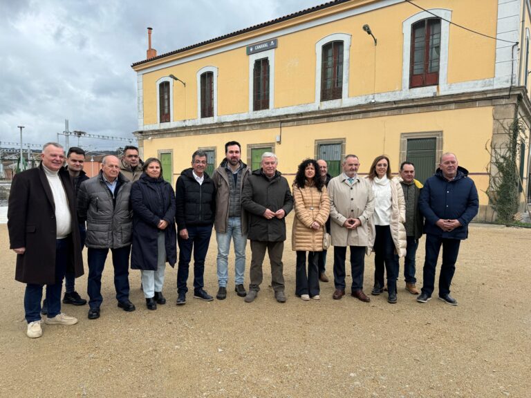 O PP denuncia que Puente “dá por descartadas” as variantes e a lanzadeira ferroviaria entre Lugo e Ourense