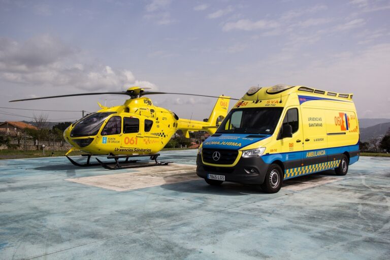 Colisión frontal en Lugo deixa tres persoas hospitalizadas