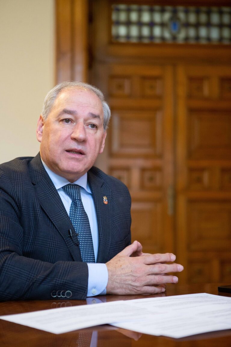 José Tomé avisa tras deixar a Presidencia da Deputación: “Non pararei ata descubrir que hai detrás de todo”