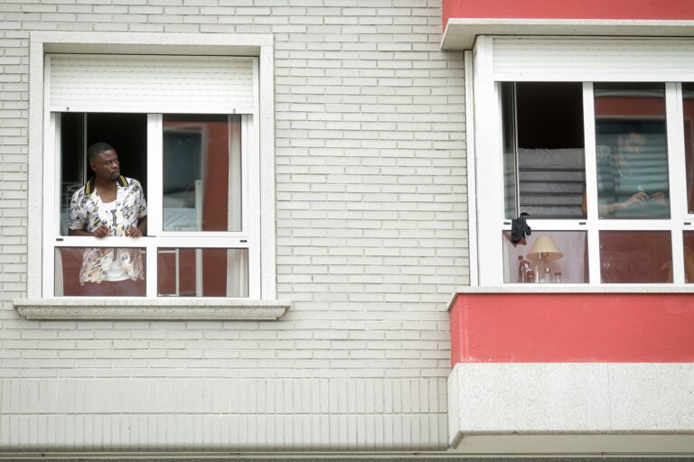 Lugo paraliza as obras do edificio que ía acoller a menores migrantes por falta de licenza urbanística