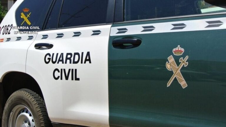 Un ferido en Guitiriz logo dunha colisión entre dous vehículos