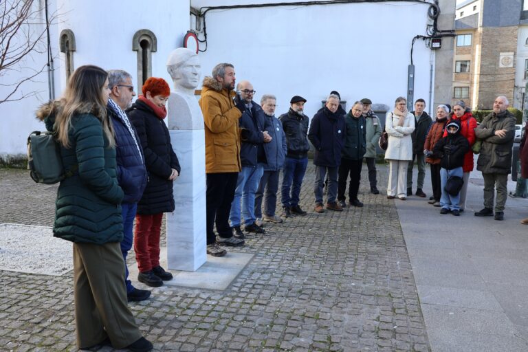 Inaugurado en Lugo un busto en recordo a Moncho Reboiras, asasinado pola policía franquista hai 50 anos