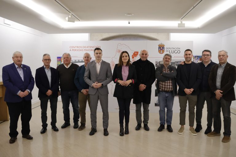 Asinado o convenio entre Deputación e concellos para asumir os custos das residencias provinciais