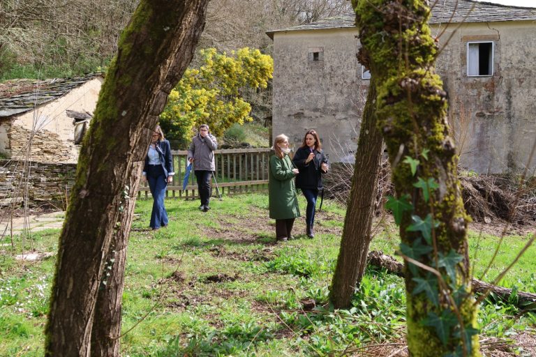 A presidenta da Deputación pon en valor o espazo Permacultural do Lugar de Reque no Rato