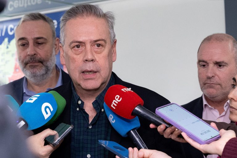 Caamaño pon en valor os avances nas instalacións nas instalacións do Hospital de Calde