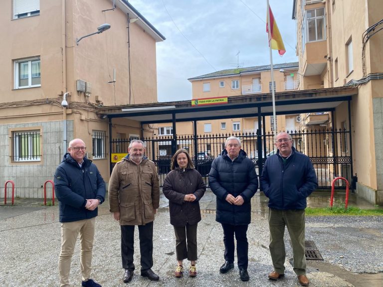 Senadores do PP de Lugo reclaman explicacións por cinco anos de atrasos no cuartel da Garda Civil de Vilalba