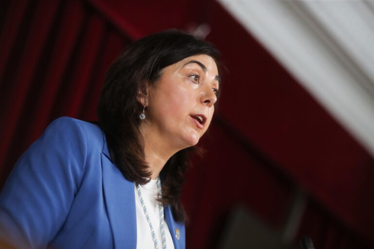 Elena Candia, da alcaldía de Mondoñedo á de Lugo pasando pola Deputación