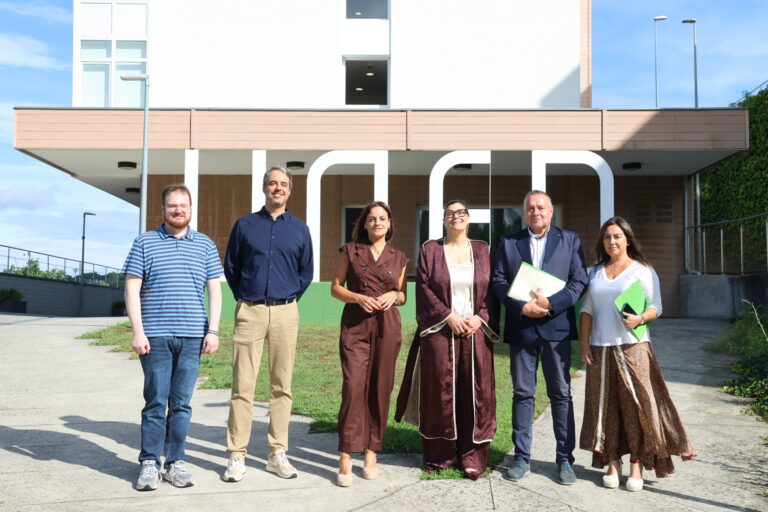 Carmela López preside a Xunta Reitora da UNED que chegou a máis de 1.200 matriculados