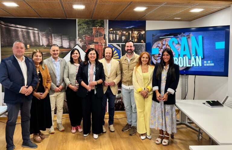 Elena Candia: “teremos un San Froilán grande nos escenarios, popular nas rúas e pensado para todos e todas”
