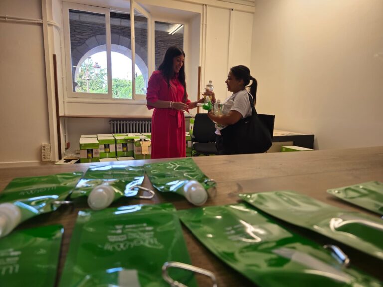 Lugo Limpa a súa campaña no mes de setembro logo de repartir 200 kits hixienizantes