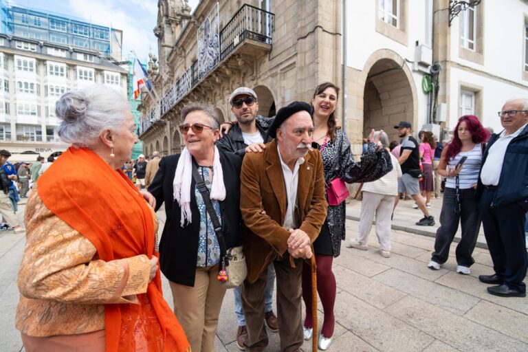 O Cemiterio de San Froilán acollerá este domingo unha visita teatralizada da Familia Pelúdez